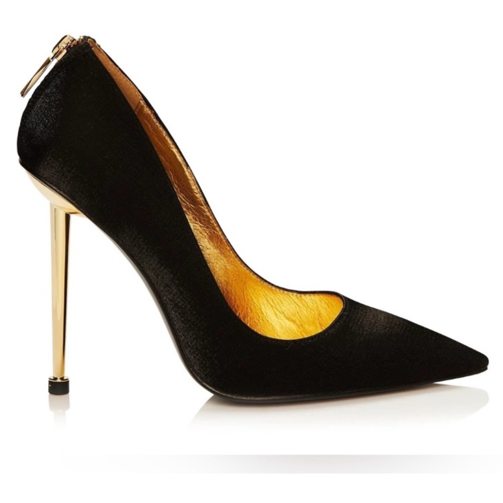 ❌s o l d. Jessica Rich Fiona pointy black pumps